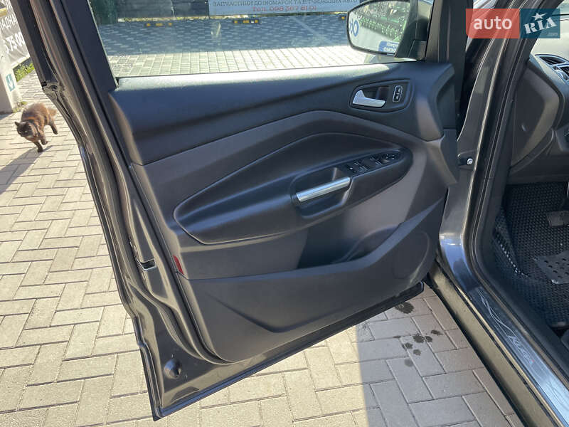 Позашляховик / Кросовер Ford Kuga 2019 в Шепетівці