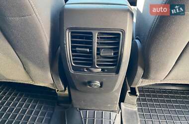 Внедорожник / Кроссовер Ford Kuga 2013 в 