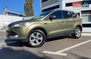 Позашляховик / Кросовер Ford Kuga 2013 в Києві