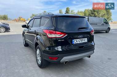 Внедорожник / Кроссовер Ford Kuga 2013 в 