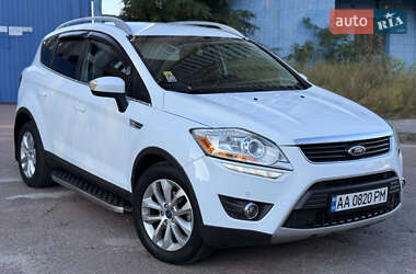 Внедорожник / Кроссовер Ford Kuga 2012 в 