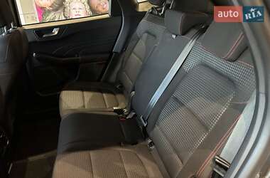 Внедорожник / Кроссовер Ford Kuga 2022 в 
