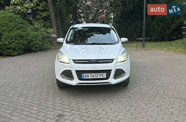 Внедорожник / Кроссовер Ford Kuga 2016 в 