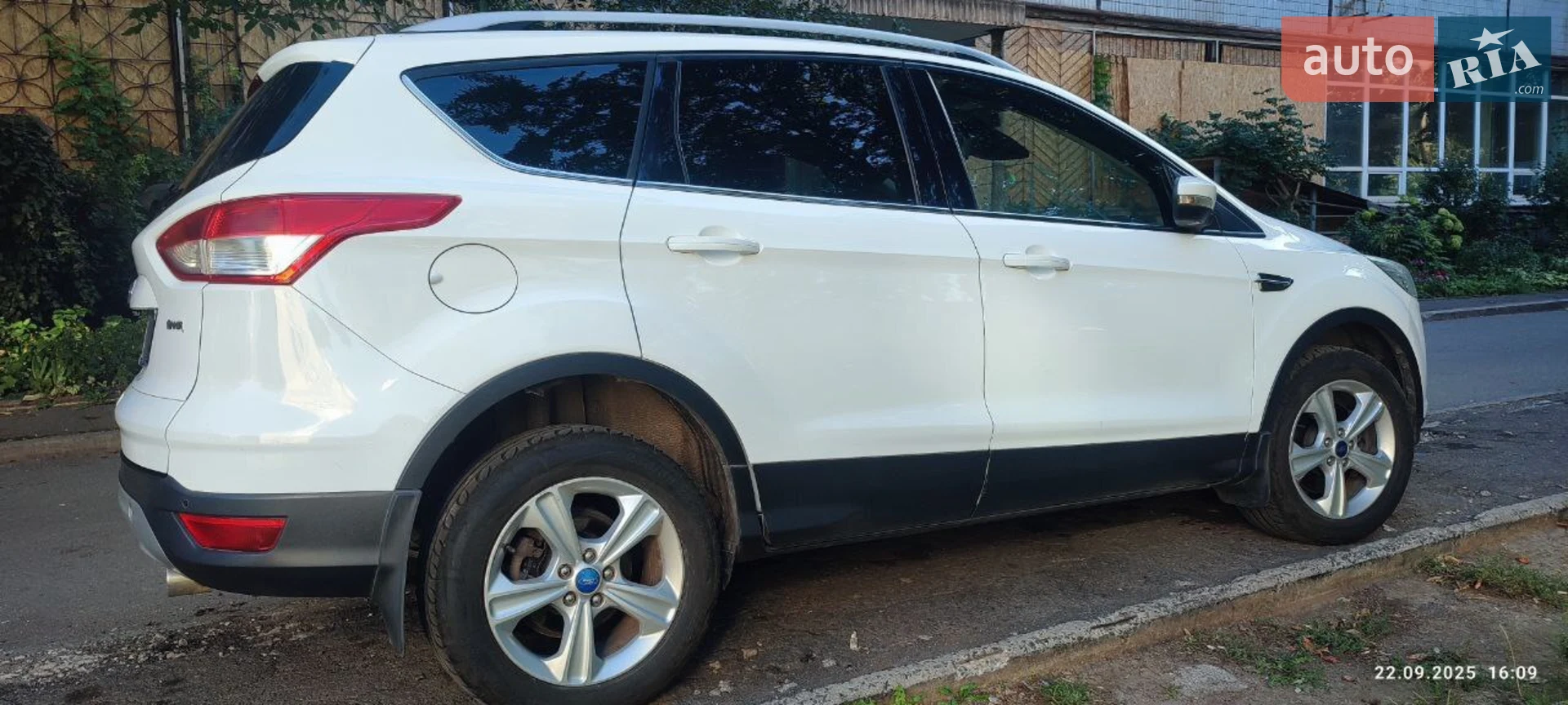 2016 Ford Kuga - мініатюра 4