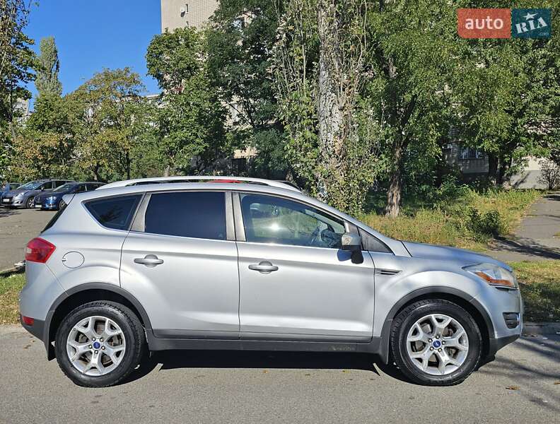 Внедорожник / Кроссовер Ford Kuga 2011 в Киеве