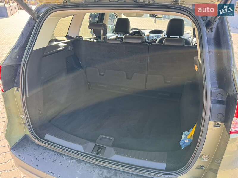 Внедорожник / Кроссовер Ford Kuga 2013 в Виннице