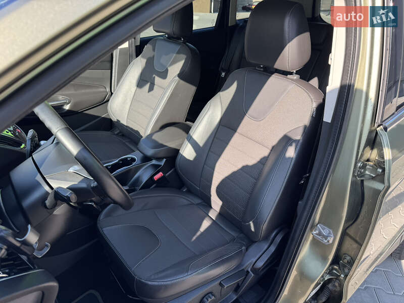 Внедорожник / Кроссовер Ford Kuga 2013 в Виннице