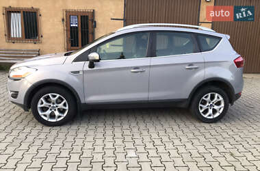 Внедорожник / Кроссовер Ford Kuga 2011 в 
