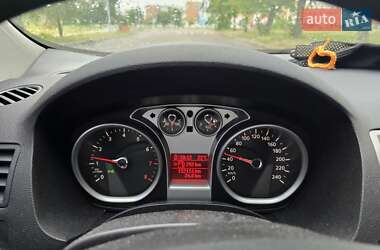 Позашляховик / Кросовер Ford Kuga 2010 в 