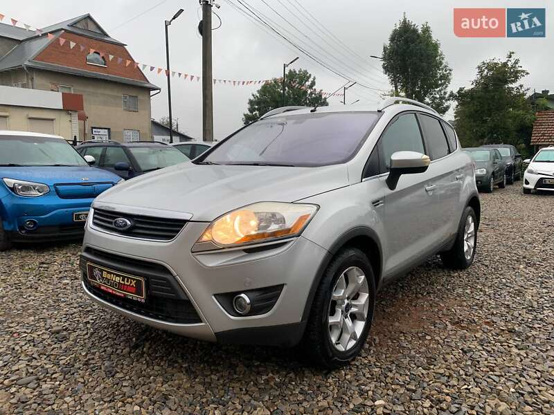 Внедорожник / Кроссовер Ford Kuga 2009 в 