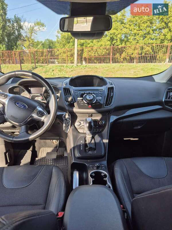 Внедорожник / Кроссовер Ford Kuga 2013 в Луцке