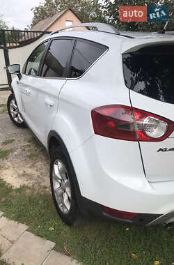 Позашляховик / Кросовер Ford Kuga 2010 в 