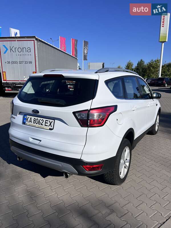 Внедорожник / Кроссовер Ford Kuga 2019 в Киеве