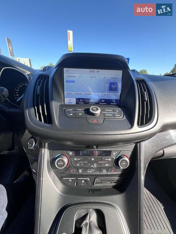 Внедорожник / Кроссовер Ford Kuga 2019 в Киеве