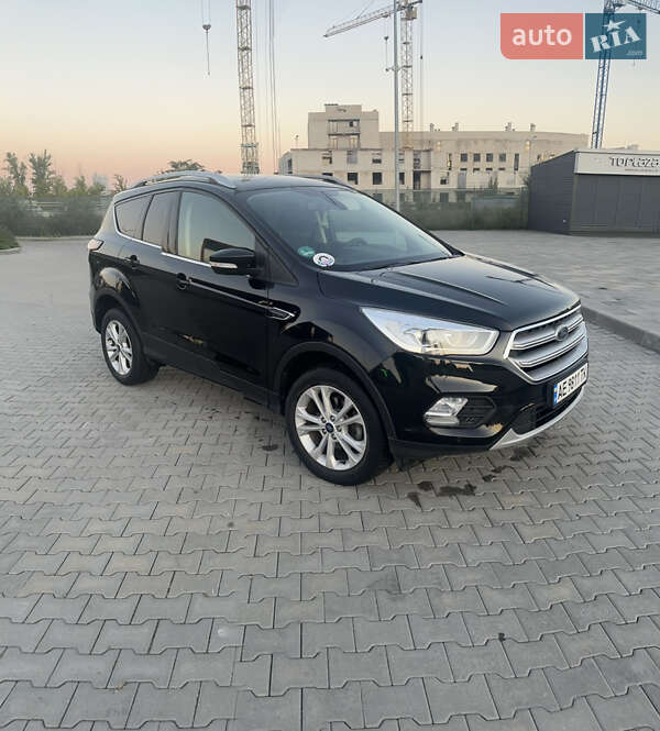 Внедорожник / Кроссовер Ford Kuga 2018 в Харькове