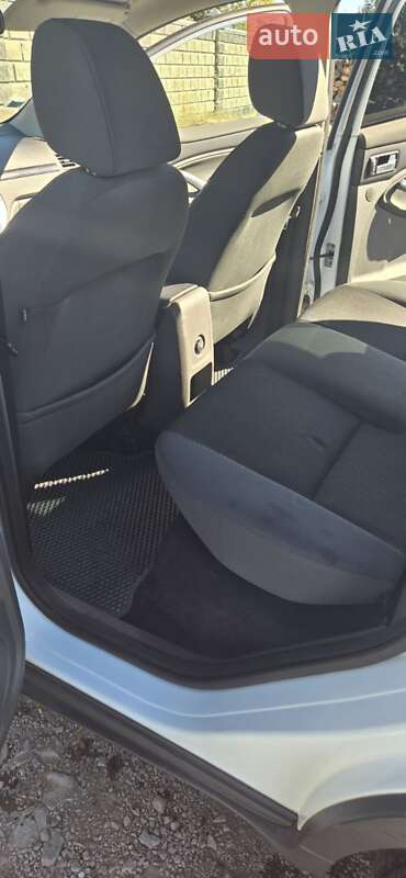 Позашляховик / Кросовер Ford Kuga 2010 в Луцьку