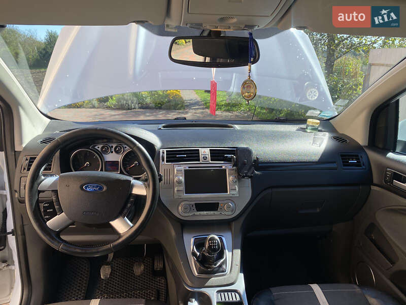 Внедорожник / Кроссовер Ford Kuga 2009 в Новом Роздоле
