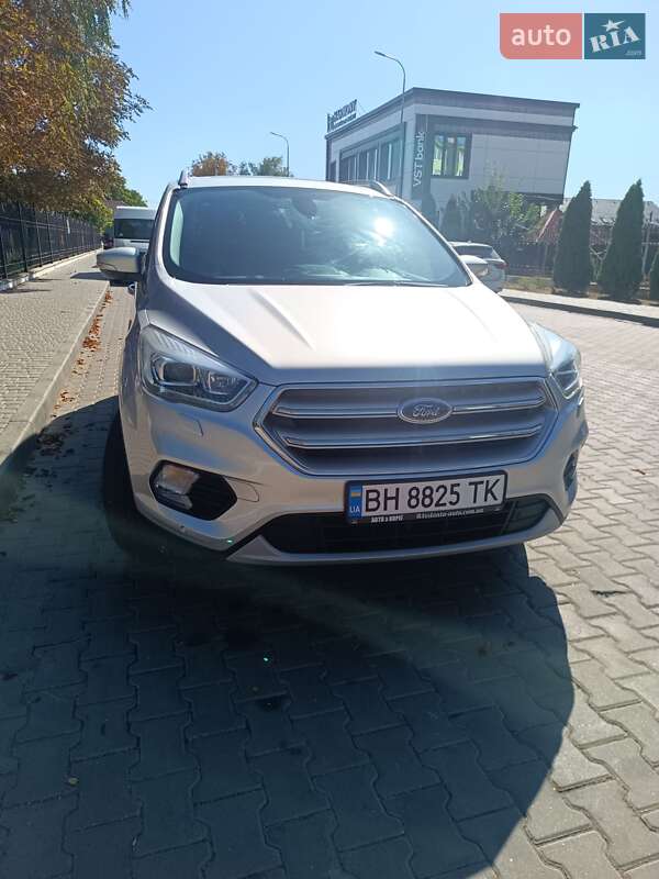 Позашляховик / Кросовер Ford Kuga 2017 в Одесі фото 8 Позашляховик / Кросовер Ford Kuga 2017 в Одесі