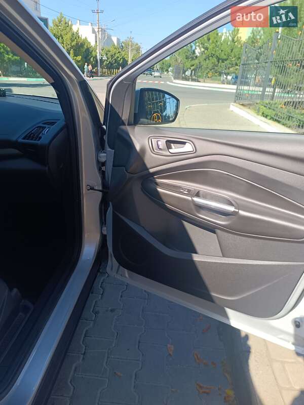 Позашляховик / Кросовер Ford Kuga 2017 в Одесі фото 12 Позашляховик / Кросовер Ford Kuga 2017 в Одесі
