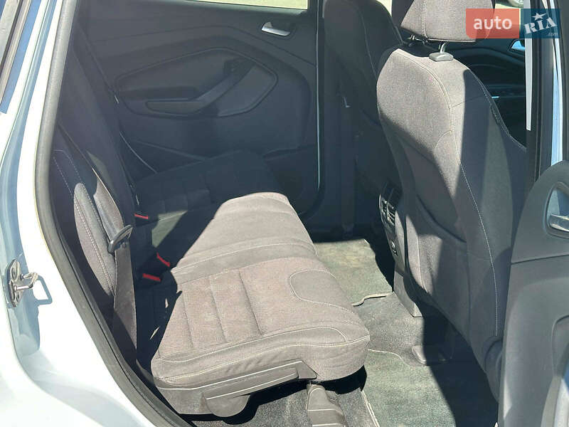 Внедорожник / Кроссовер Ford Kuga 2013 в Одессе