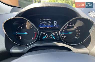 Внедорожник / Кроссовер Ford Kuga 2019 в 
