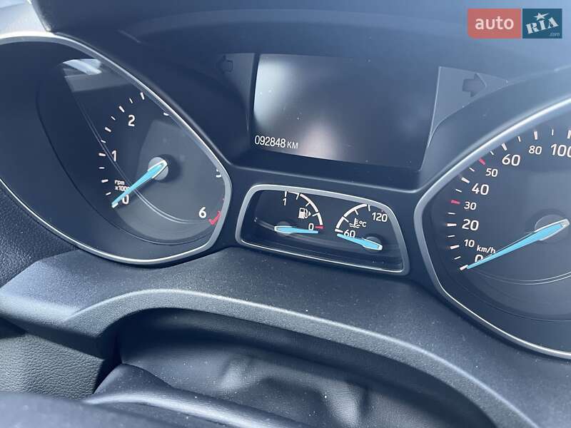 Внедорожник / Кроссовер Ford Kuga 2019 в Гатном