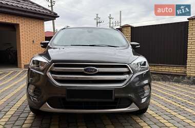 Внедорожник / Кроссовер Ford Kuga 2019 в 