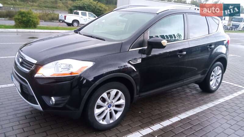 Внедорожник / Кроссовер Ford Kuga 2010 в Стрые
