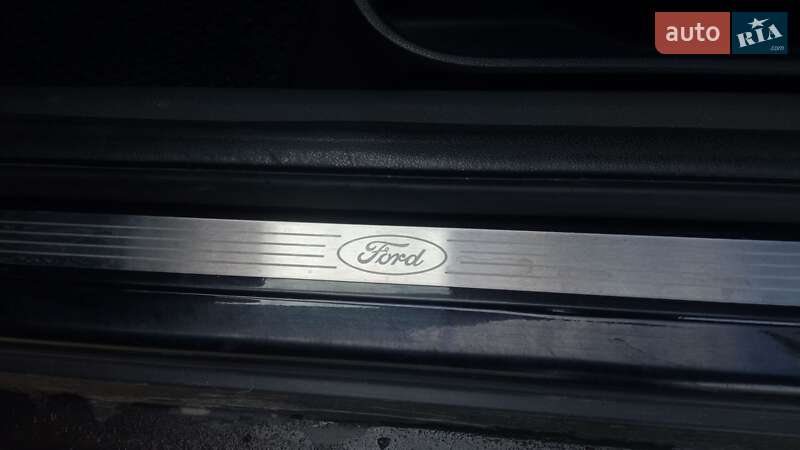 Внедорожник / Кроссовер Ford Kuga 2010 в Стрые