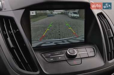 Внедорожник / Кроссовер Ford Kuga 2017 в 