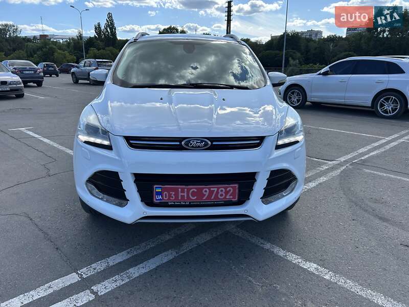 Позашляховик / Кросовер Ford Kuga 2014 в Києві