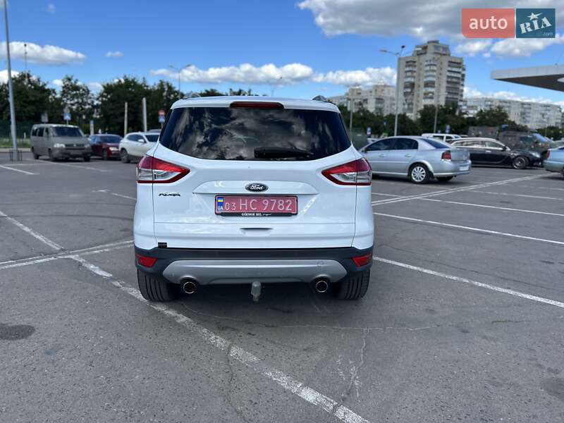 Позашляховик / Кросовер Ford Kuga 2014 в Києві