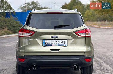 Внедорожник / Кроссовер Ford Kuga 2013 в 