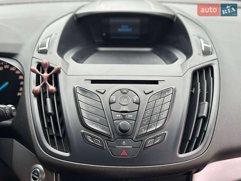 Внедорожник / Кроссовер Ford Kuga 2013 в Днепре