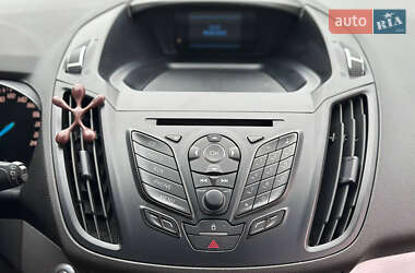 Внедорожник / Кроссовер Ford Kuga 2013 в 
