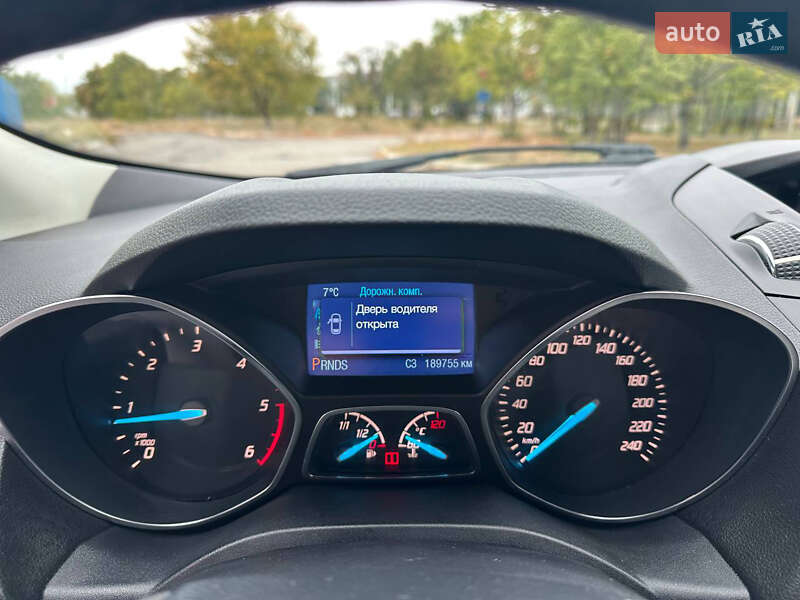 Внедорожник / Кроссовер Ford Kuga 2013 в Днепре