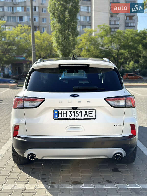 Внедорожник / Кроссовер Ford Kuga 2021 в Одессе