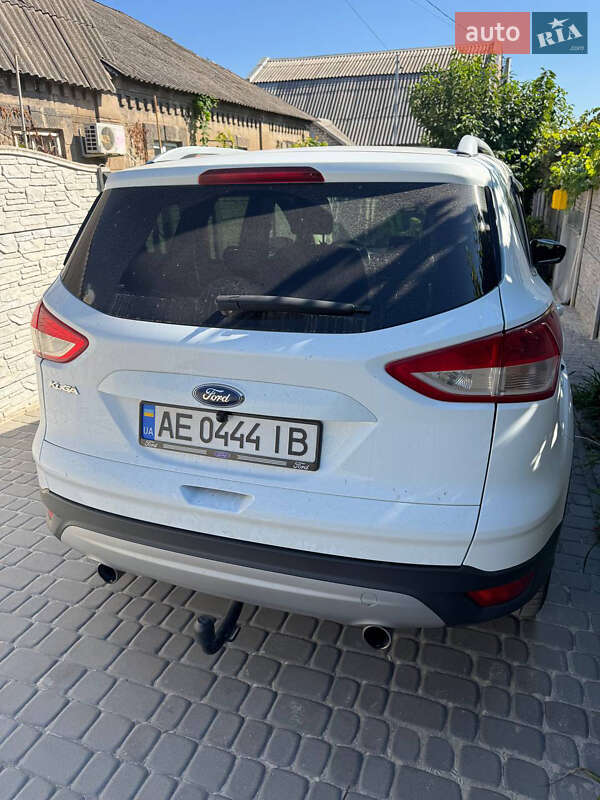 Внедорожник / Кроссовер Ford Kuga 2013 в Запорожье