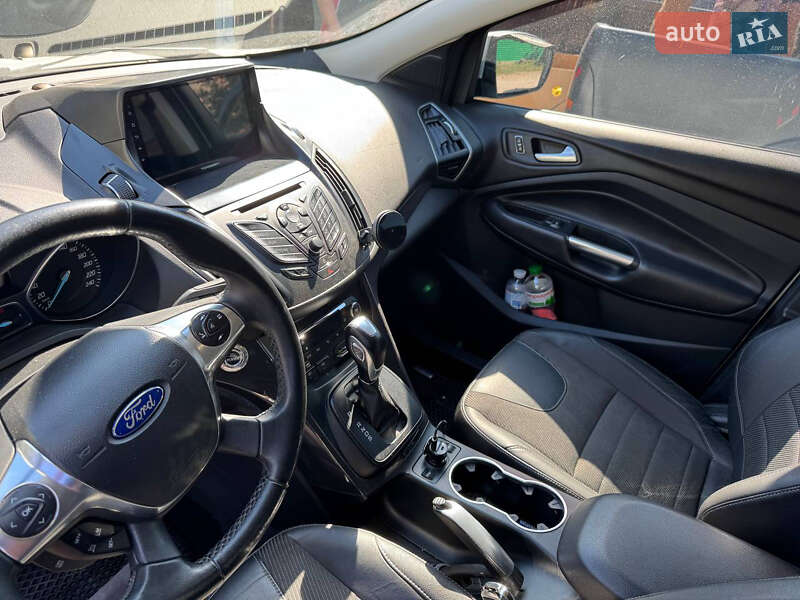 Внедорожник / Кроссовер Ford Kuga 2013 в Запорожье