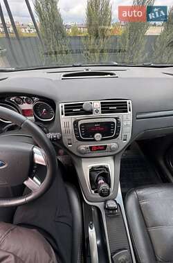 Внедорожник / Кроссовер Ford Kuga 2008 в 