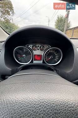 Внедорожник / Кроссовер Ford Kuga 2008 в 