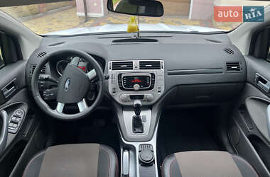 Внедорожник / Кроссовер Ford Kuga 2010 в 