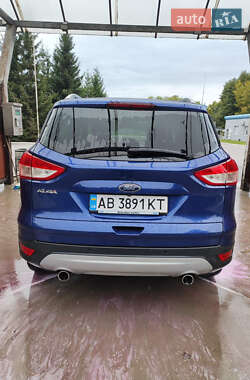 Внедорожник / Кроссовер Ford Kuga 2014 в 