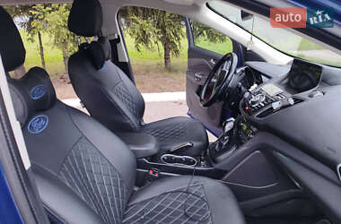 Внедорожник / Кроссовер Ford Kuga 2014 в 