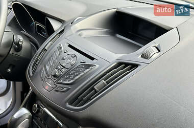 Внедорожник / Кроссовер Ford Kuga 2013 в 