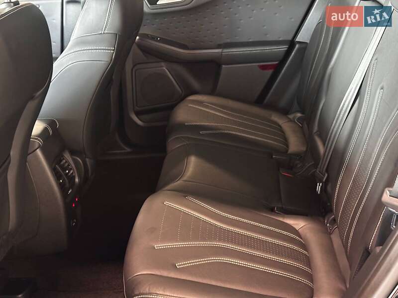Внедорожник / Кроссовер Ford Kuga 2020 в Львове