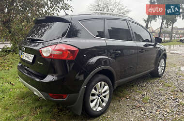Внедорожник / Кроссовер Ford Kuga 2011 в 