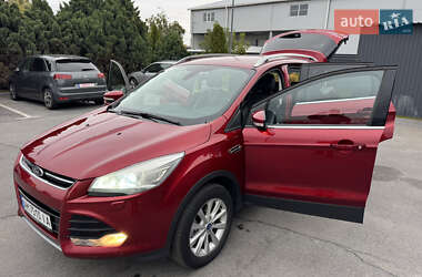 Внедорожник / Кроссовер Ford Kuga 2015 в 