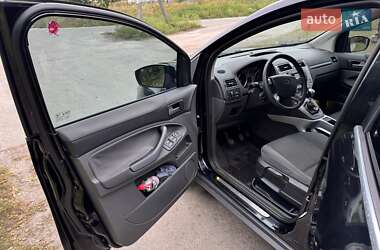 Внедорожник / Кроссовер Ford Kuga 2010 в 