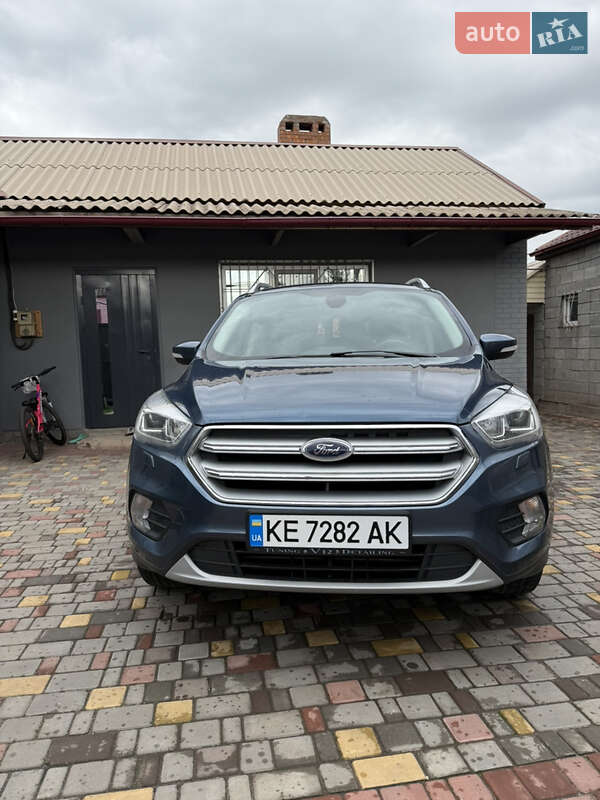 Внедорожник / Кроссовер Ford Kuga 2019 в Кривом Роге